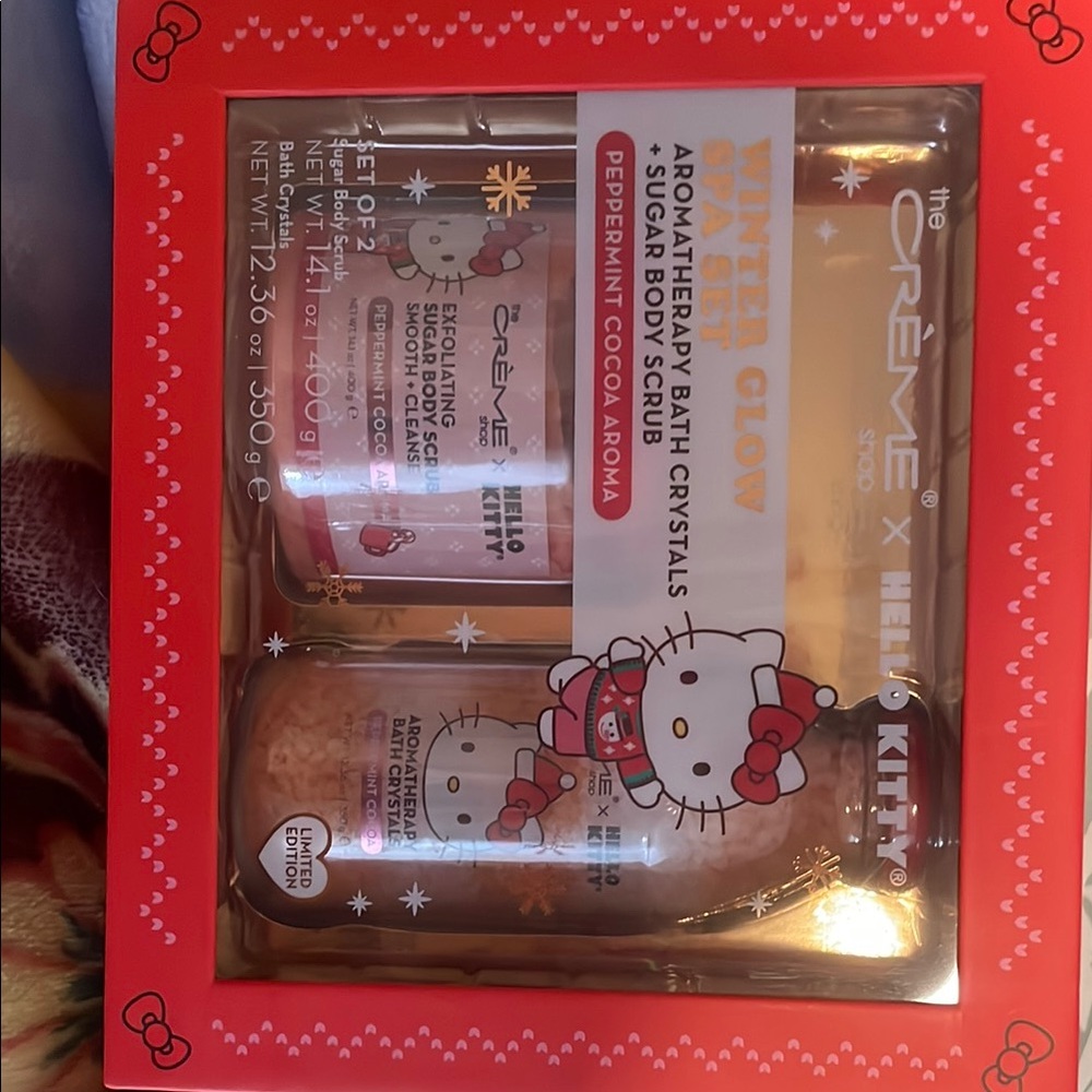 Hello Kitty Red and White Bath Set